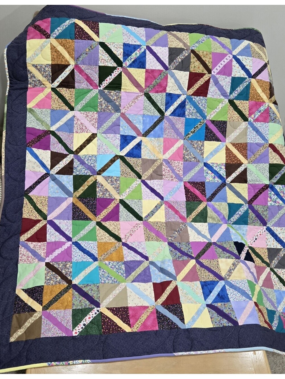 QUILT - HANDMADE - SCRAPPY - MULTI COLOR
